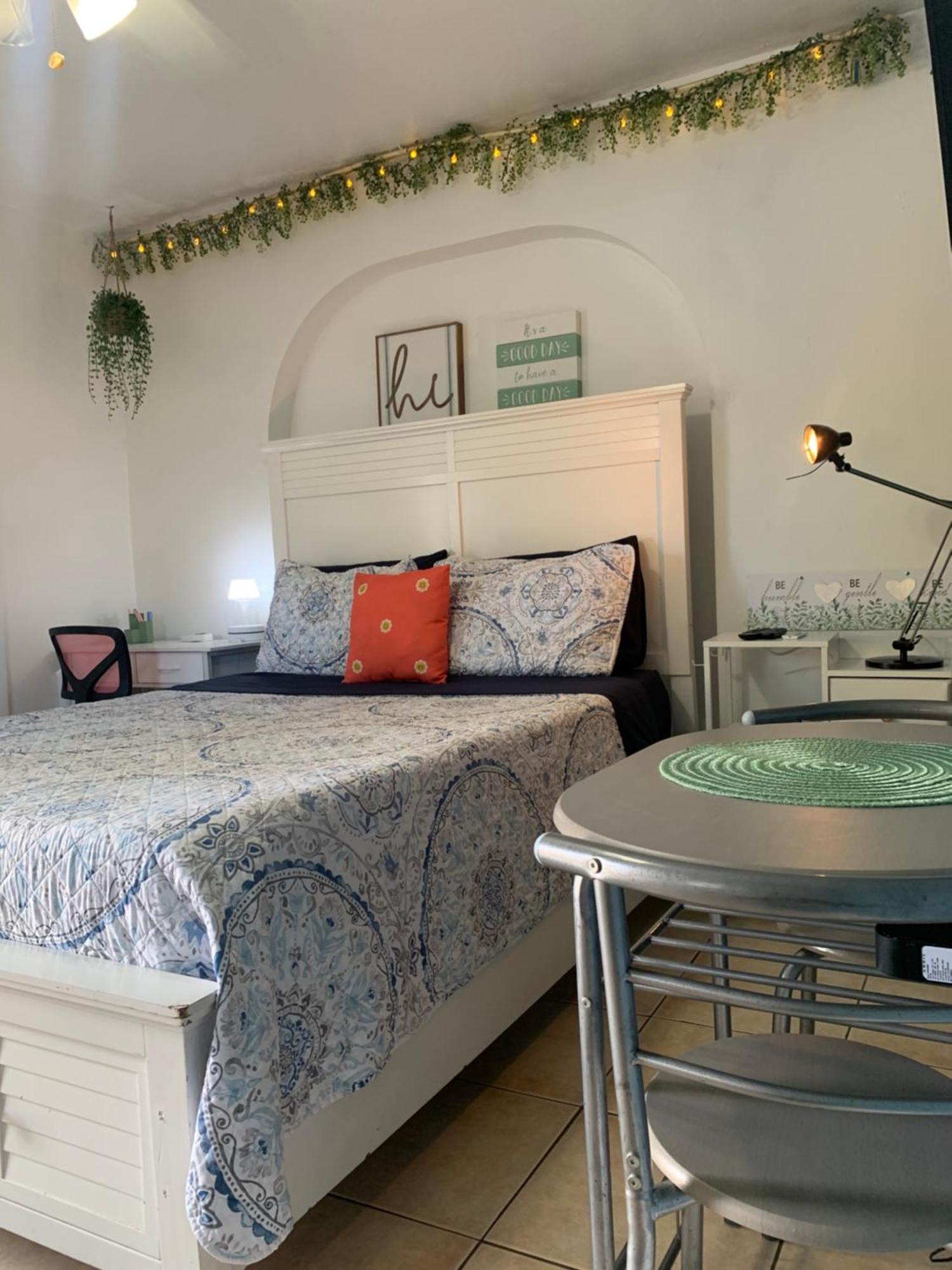 Mini Studio: 10 Min/Siesta Key/Private Entrance/ Сарасота Екстериор снимка