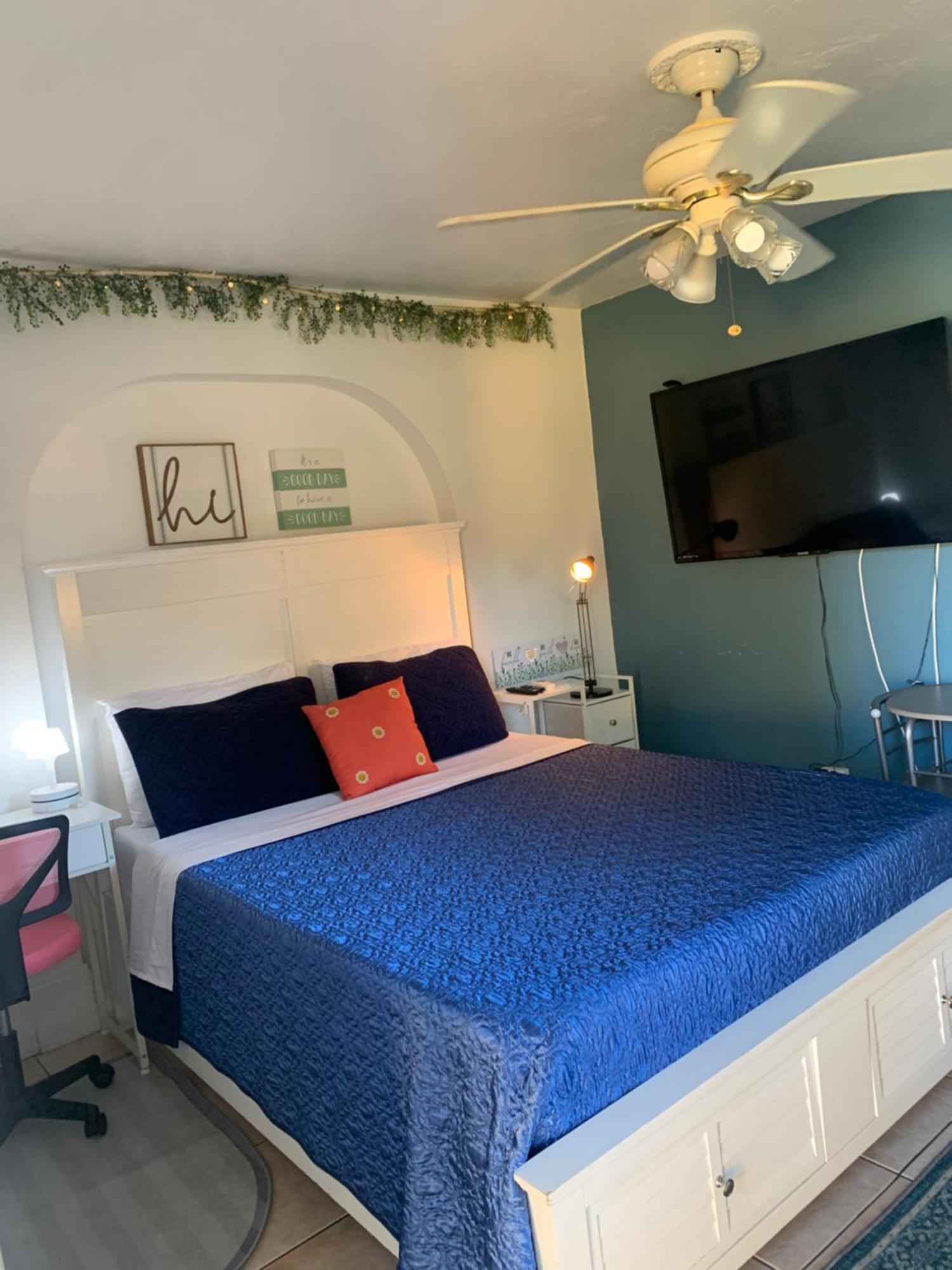 Mini Studio: 10 Min/Siesta Key/Private Entrance/ Сарасота Екстериор снимка